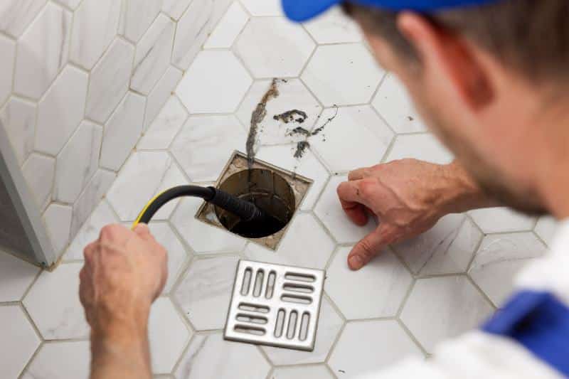 Quick Clear Drainage London - What Is A Drain Jetting Service